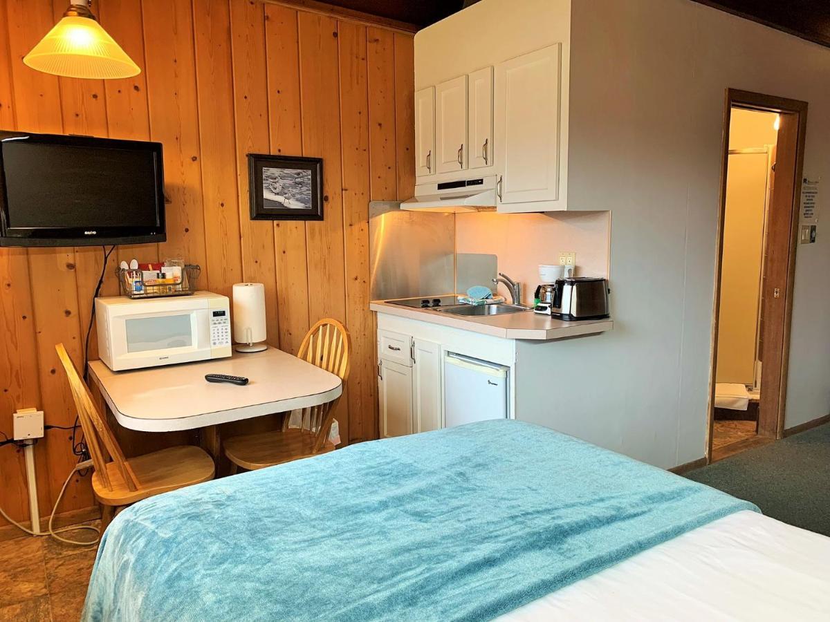 Breakers Boutique Inn Westport Eksteriør billede