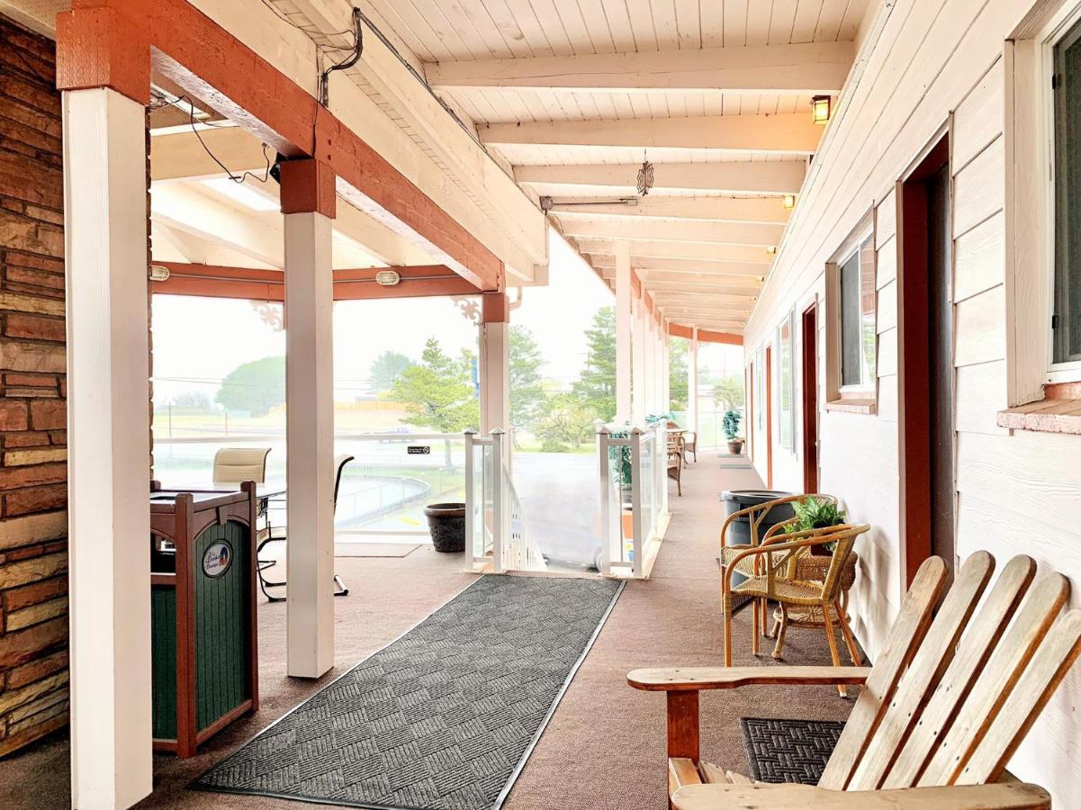 Breakers Boutique Inn Westport Eksteriør billede